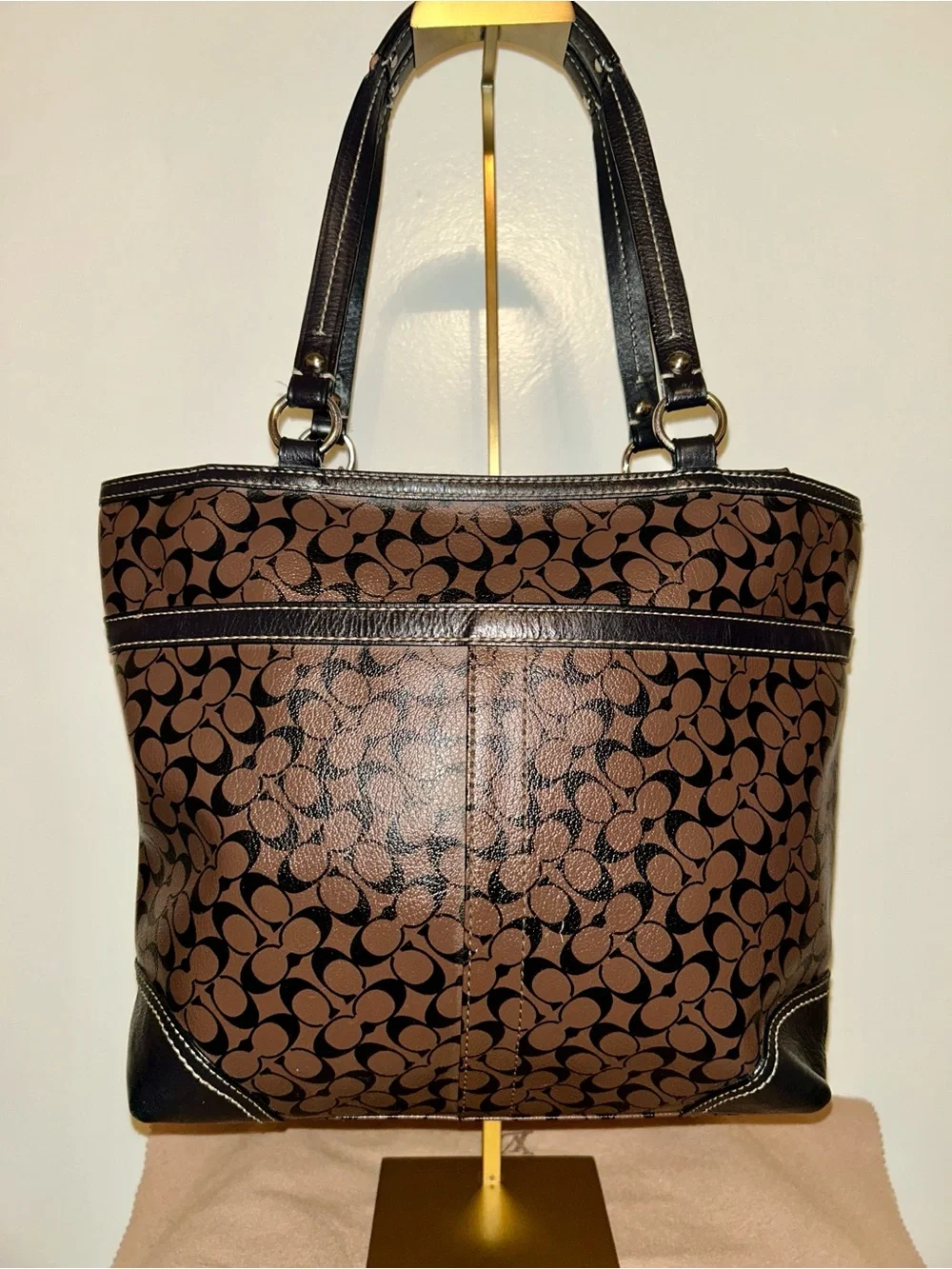 Coach Chelsea Heritage Stripe Signature Tote. Mint Condition
